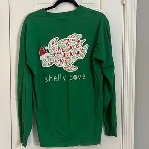 Shelly Cove green LS Christmas turtle tee